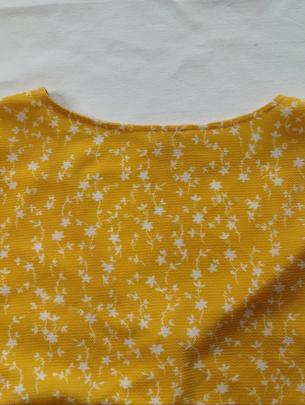 Women's Yellow Floral V-Neck Button Front Top - Picture 10 of 12